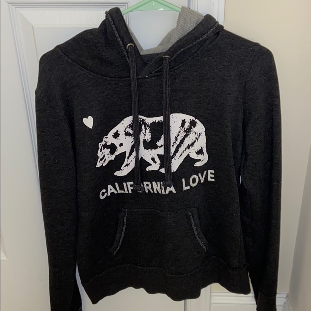 sweatshirt